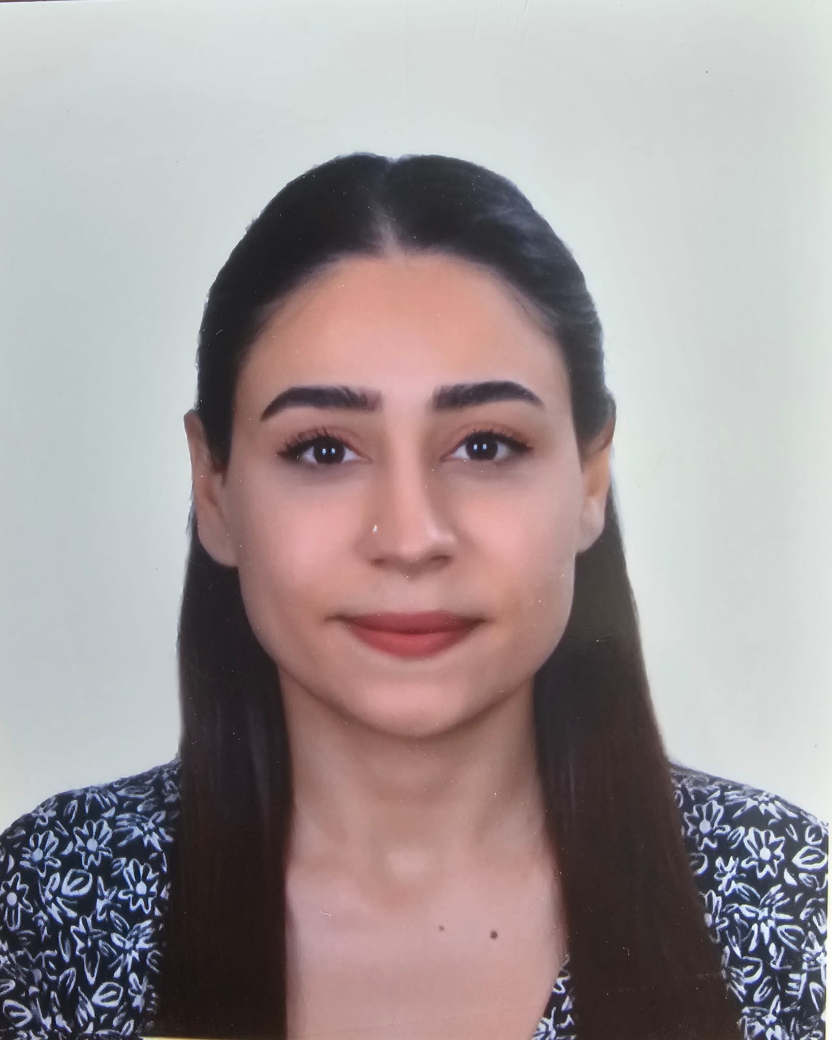 MANOLYA ŞEHNE