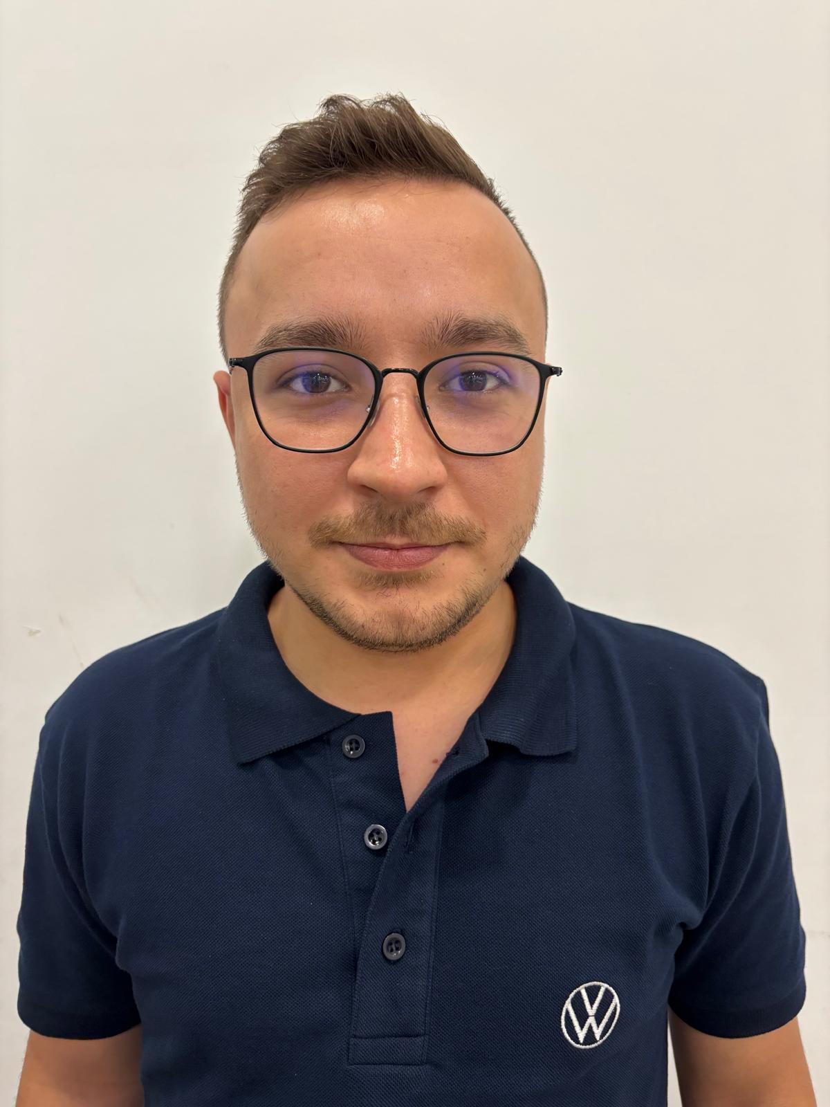 MUSTAFA KARADENİZ